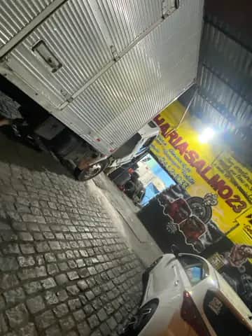 Equipe da Borracharia Móvel Salmo 23 em Guarulhos